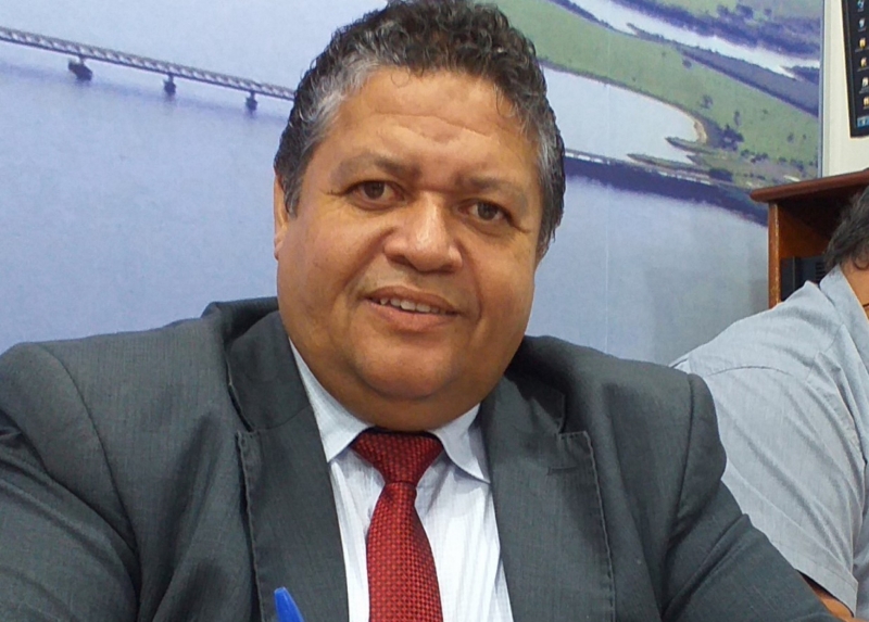 Vereador Pastor Ronaldo Neris criticou o que vem ocorrendo com as margens dos rios de nosso município
