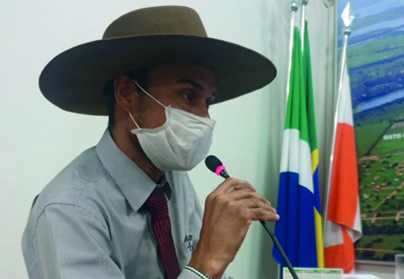 Fernando Taturana critica contratação de médico cirurgião