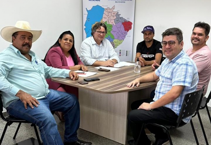 Vereadores reivindicam gestões ao Deputado Geraldo Resende para implantação no município da Casa da Mulher Brasileira