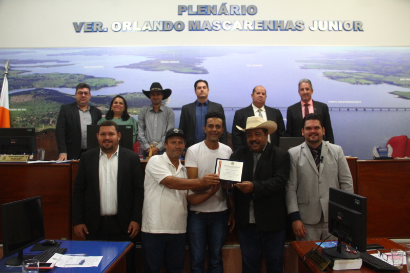 Grupo Trio Horizonte recebe Moção de Congratulações da Câmara de Aparecida do Taboado