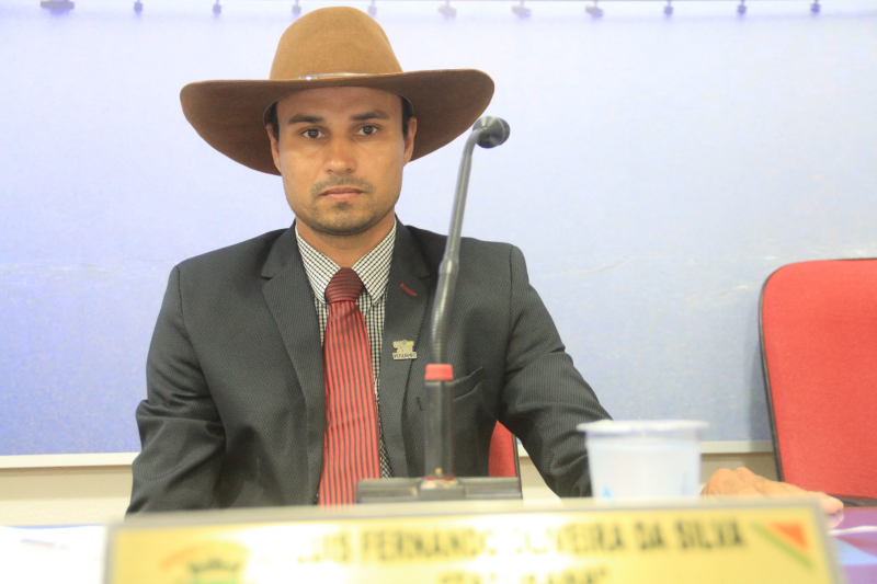 ​​​​​​​Fernando Taturana solicita o patrolamento e o cascalhamento da estrada na região do Papagaio