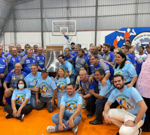 Legislativo Municipal participa da emocionante reinauguração da Quadra “Floriscena Laurinda de Castro” em Aparecida do Taboado