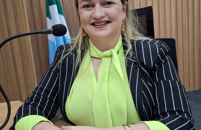 Dra. Amanda Tolentino apresenta indicações para melhorar segurança viária e condições estruturais em unidade de ensino