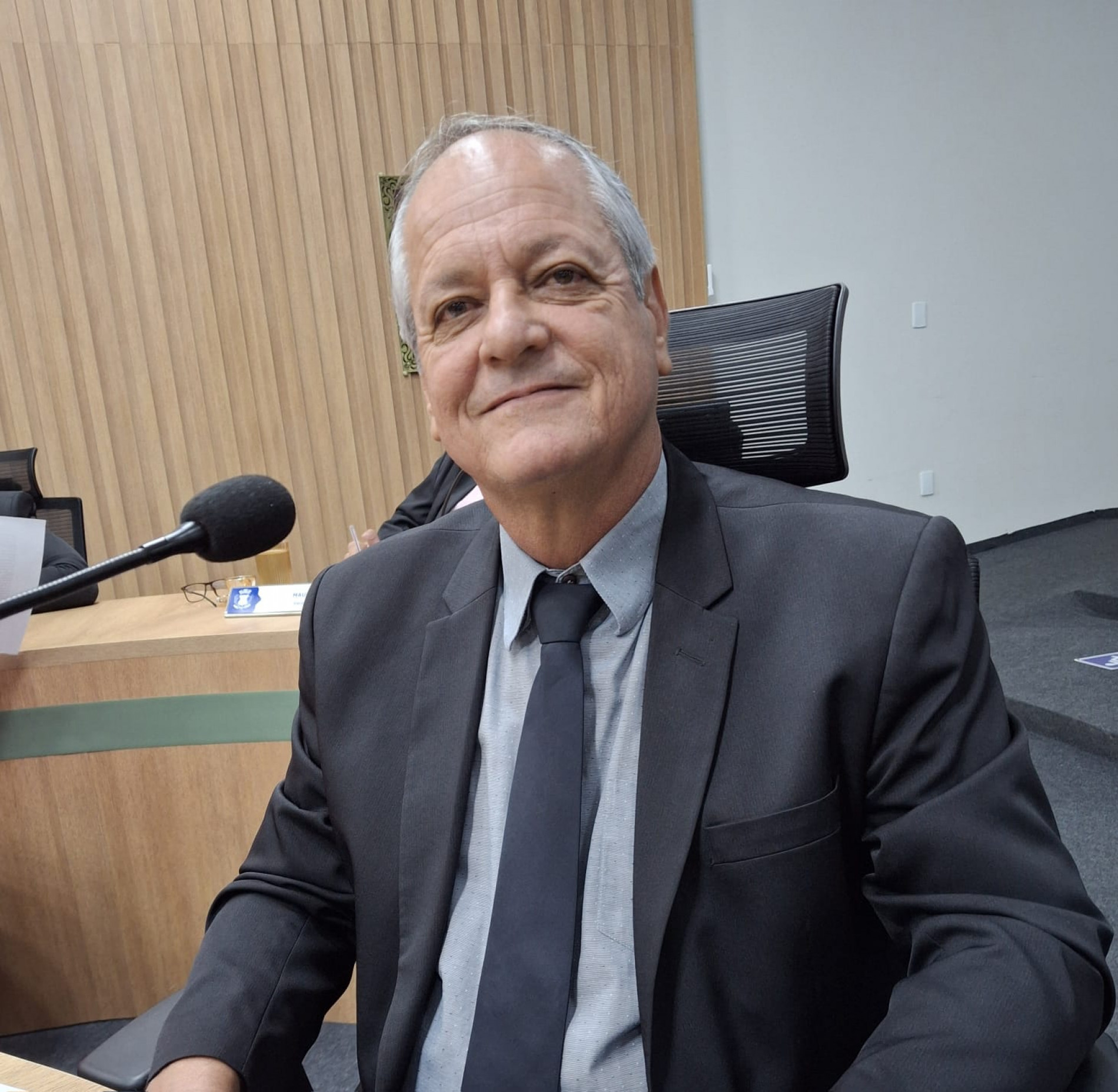 O vereador Pinduca apresenta indicações para reforçar segurança escolar e ampliar opções de lazer no Jardim Imperial