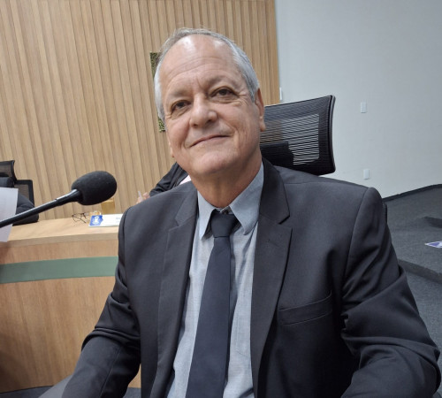 O vereador Pinduca apresenta indicações para reforçar segurança escolar e ampliar opções de lazer no Jardim Imperial