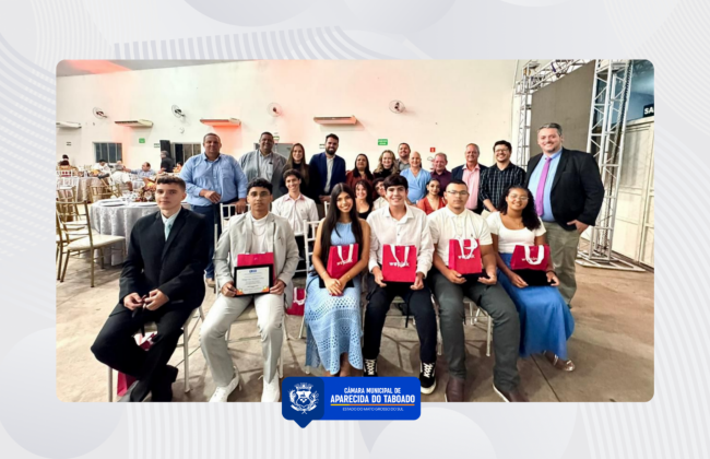 Cerim&ocirc;nia marca encerramento da edi&ccedil;&atilde;o 2025 do programa &ldquo;C&acirc;mara Vai &agrave; Escola&rdquo;