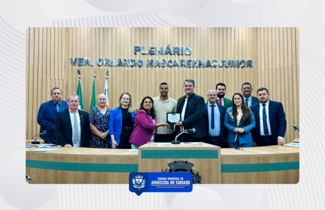 C&acirc;mara Municipal reconhece trabalho do professor Roberto Junior Dias na prepara&ccedil;&atilde;o de alunos para o ENEM