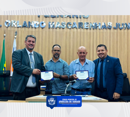 Profissionais de barbearia s&atilde;o homenageados pela C&acirc;mara Municipal