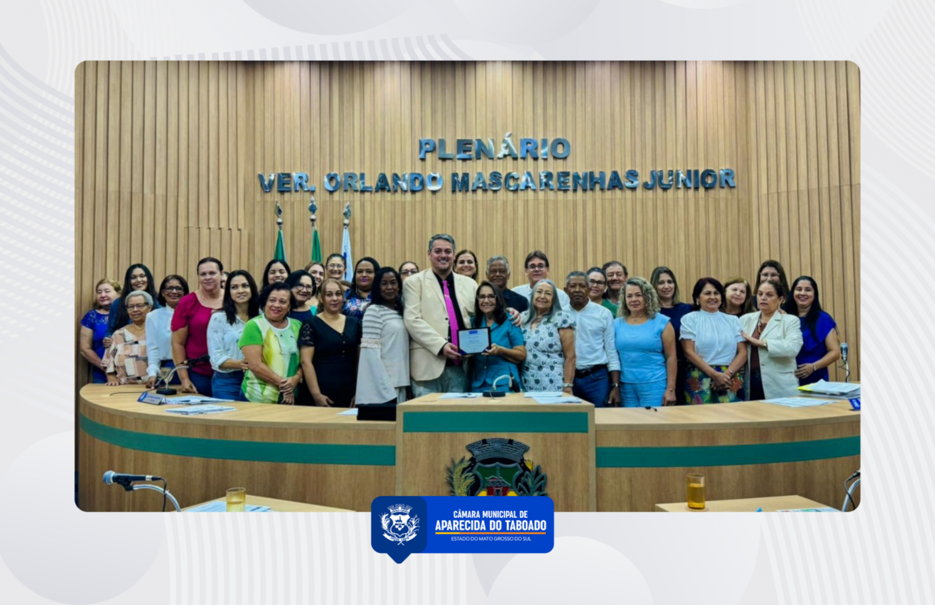 Josefa Joana Braz Hip&oacute;lito &eacute; homenageada pelo Legislativo com Mo&ccedil;&atilde;o de Congratula&ccedil;&otilde;es por trajet&oacute;ria exemplar na educa&ccedil;&atilde;o