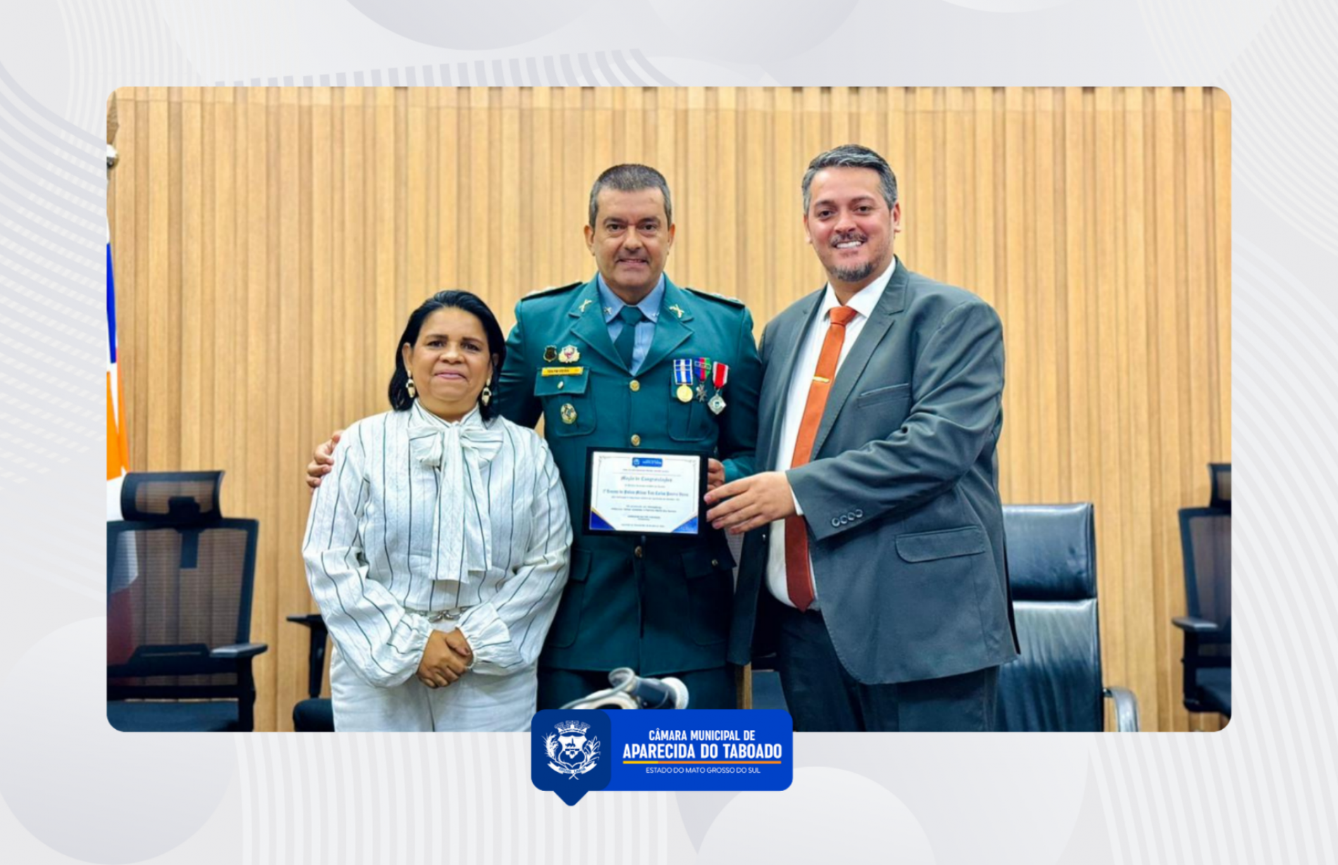 Mo&ccedil;&atilde;o de Congratula&ccedil;&otilde;es reconhece trajet&oacute;ria exemplar do Tenente Luiz Carlos Pereira Vieira