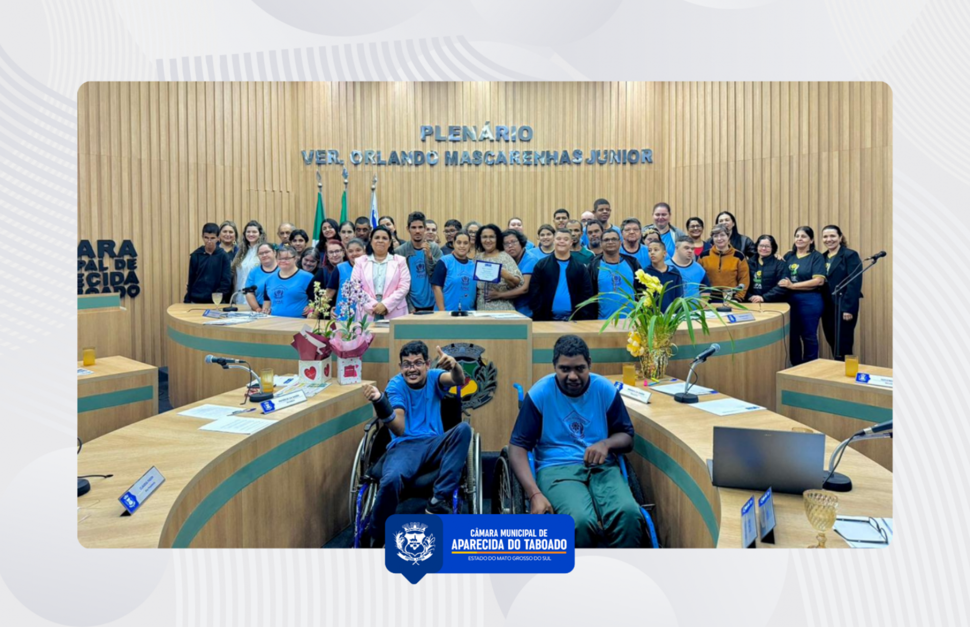 Patricia da Sa&uacute;de homenageia Tionilia Maria Alves por sua trajet&oacute;ria de dedica&ccedil;&atilde;o &agrave; educa&ccedil;&atilde;o e &agrave; inclus&atilde;o