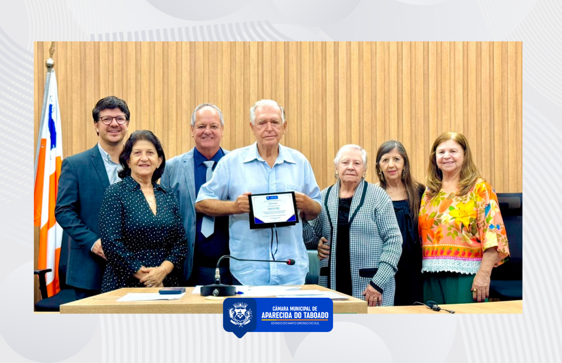 Vereador Pinduca homenageia comerciantes tradicionais de Aparecida do Taboado com Mo&ccedil;&atilde;o de Congratula&ccedil;&otilde;es