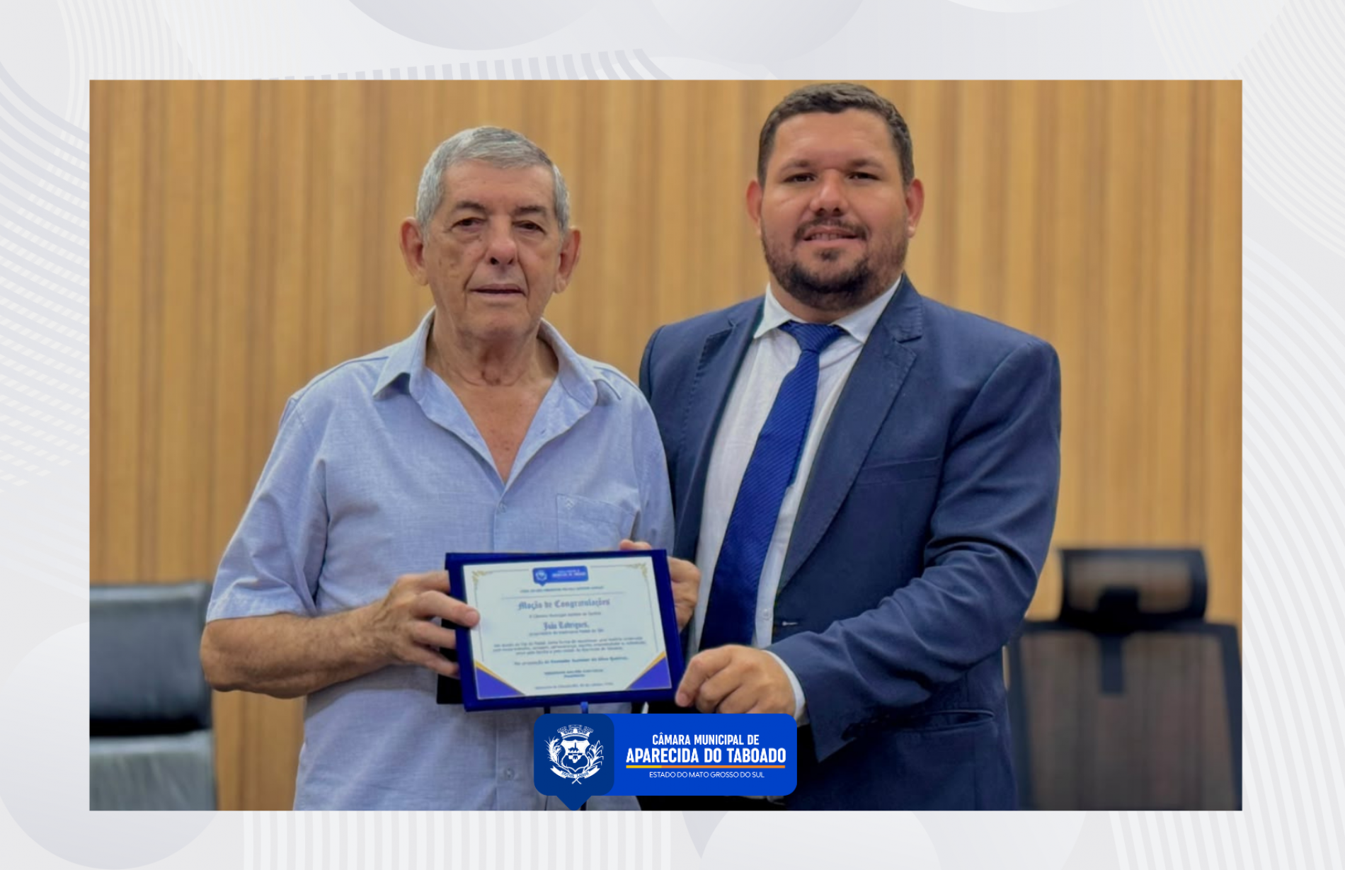 Jucleber Bim homenageia Jo&atilde;o Rodrigues pelos 40 anos do Pastel do J&atilde;o