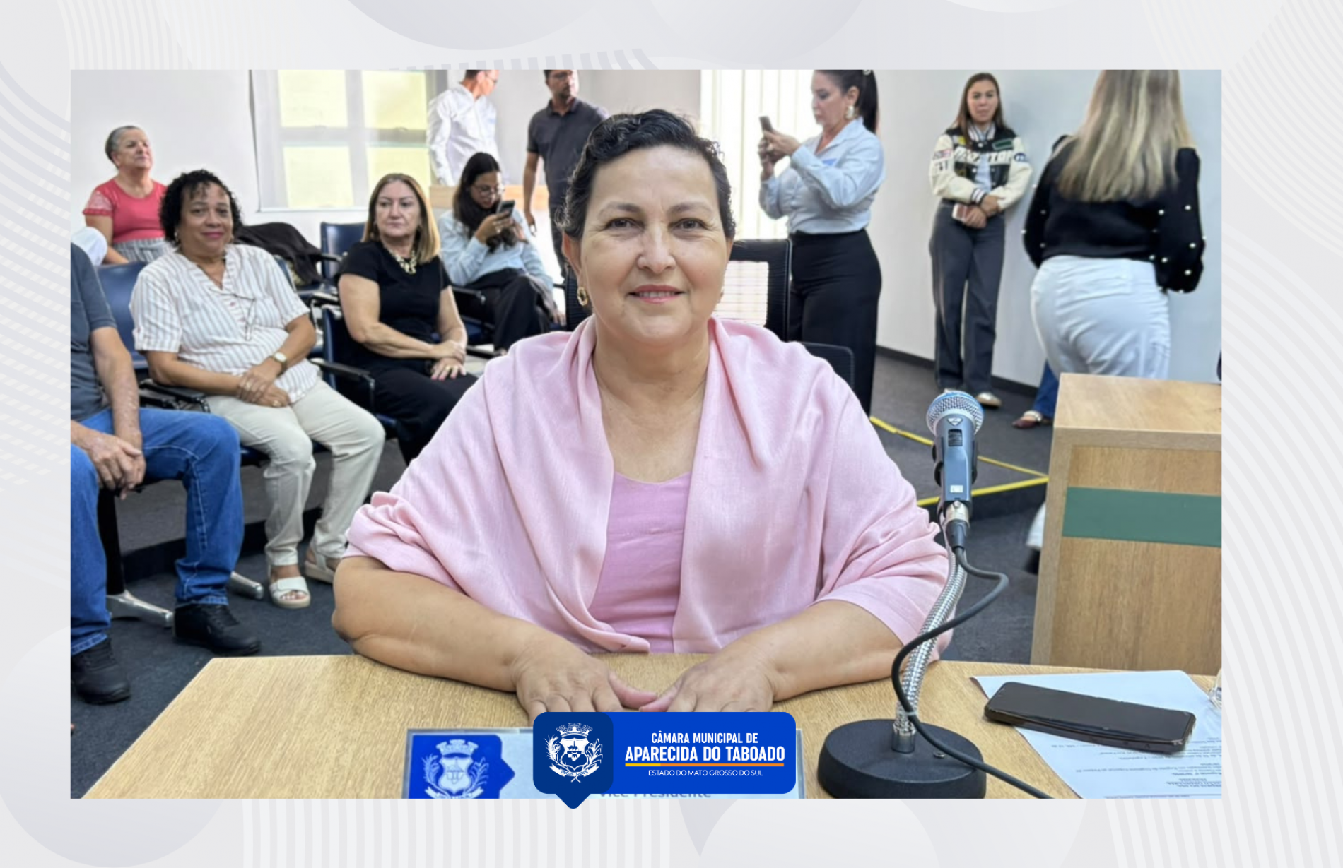 Claudia Padim solicita instala&ccedil;&atilde;o de biciclet&aacute;rios na Pra&ccedil;a do Santu&aacute;rio Nossa Senhora Aparecida