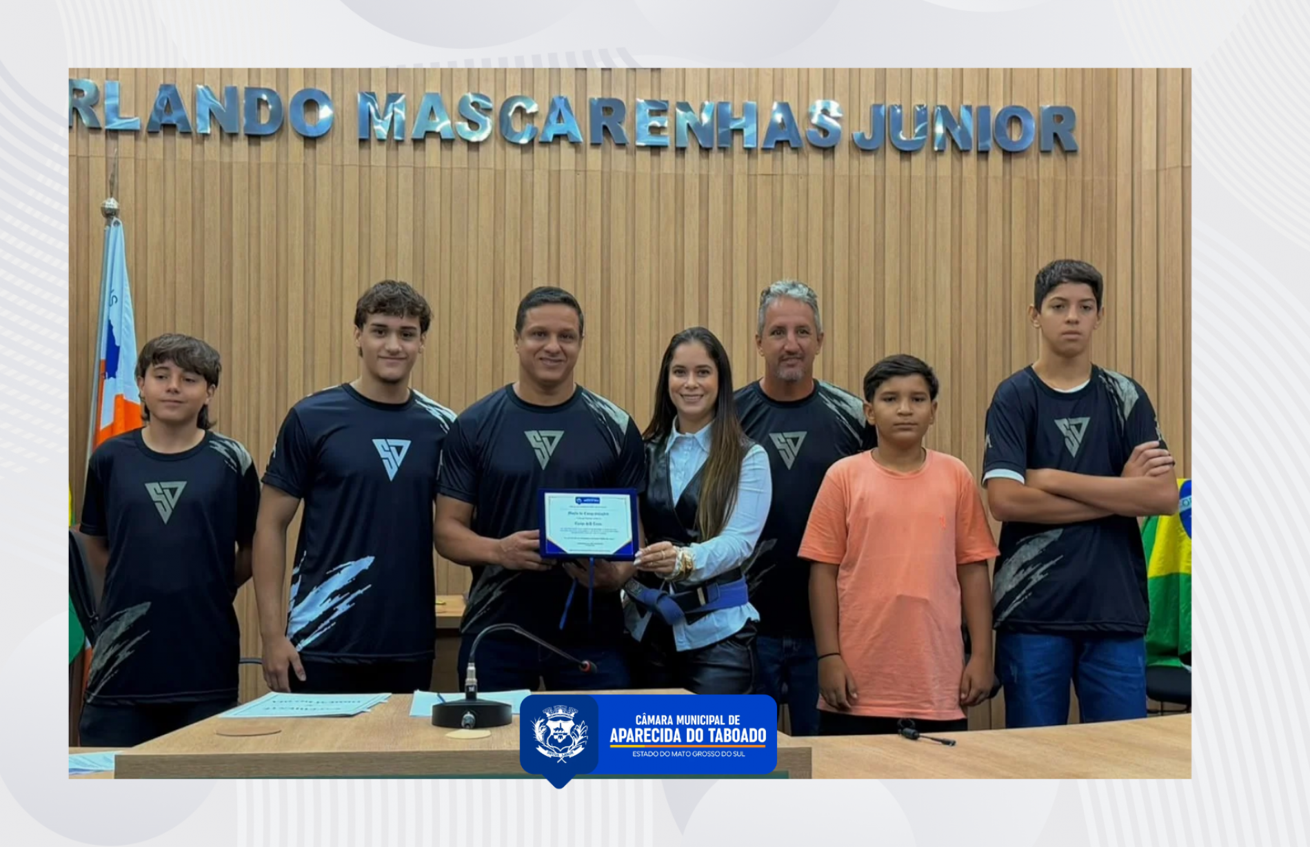 Amanda da Sa&uacute;de homenageia equipe SD Team por conquistas esportivas e trabalho social 