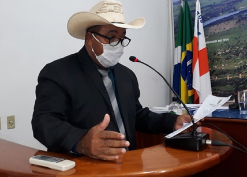 Carlinho Lageado requer informações ao Executivo sobre lotes pertencentes à municipalidade