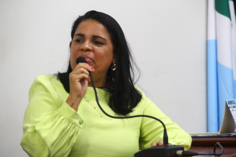 Patrícia da Saúde pede viabilização de transporte escolar para alunos da região da Vila São Jerônimo